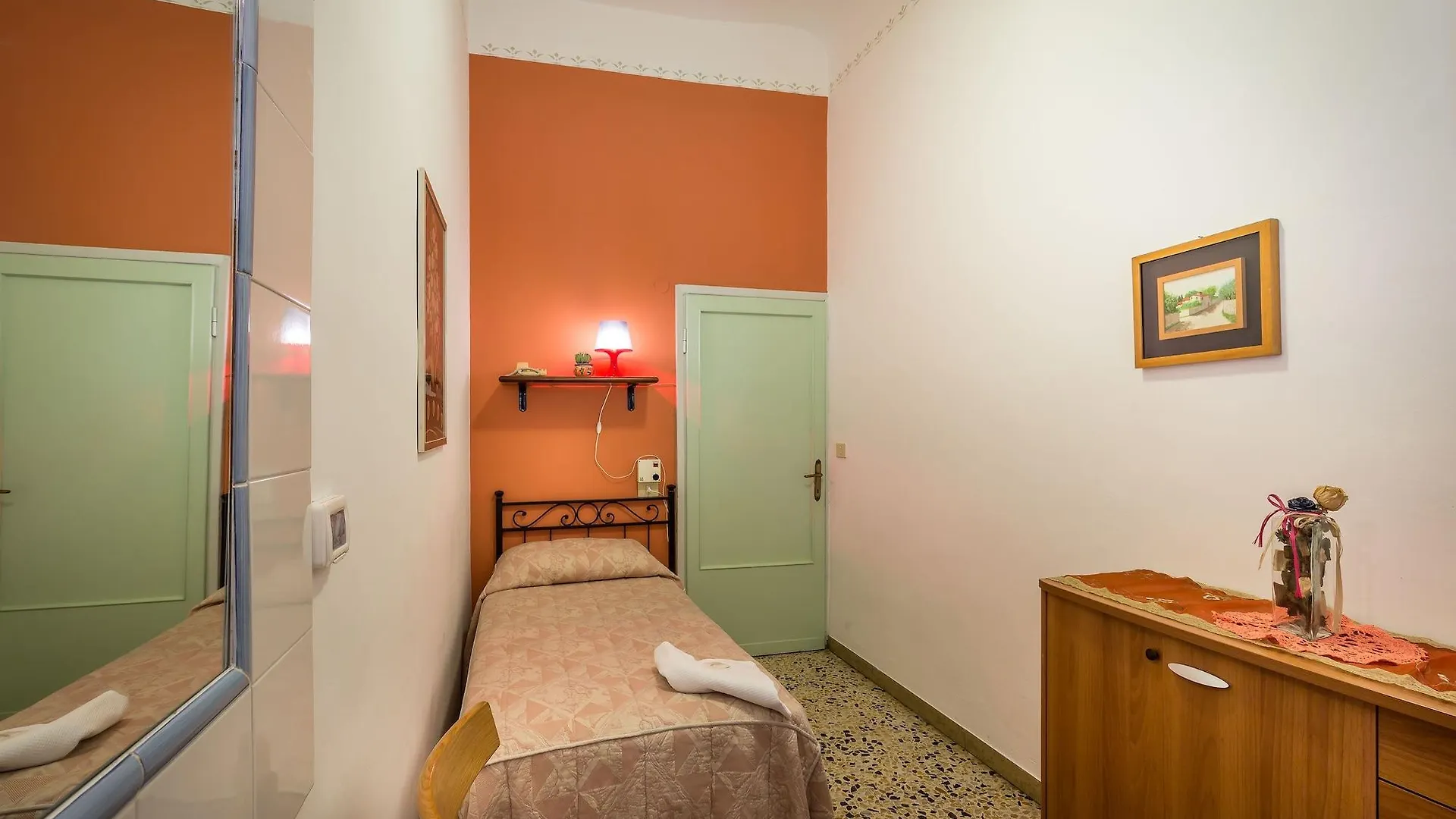 Hotel Ferretti Florenz 2*,  Italien